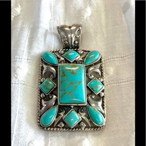 925 Silver and turquoise pendant.